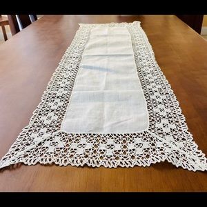 Bears Linen Tattered Runner